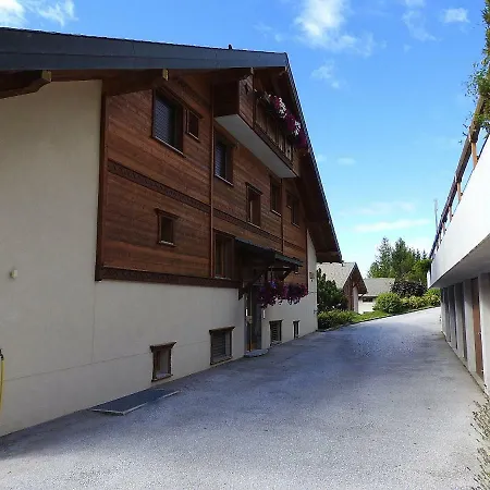 De Charme, Seven Crans-Montana