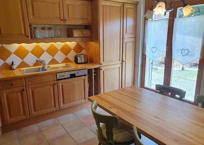 アパート De Charme, Seven *