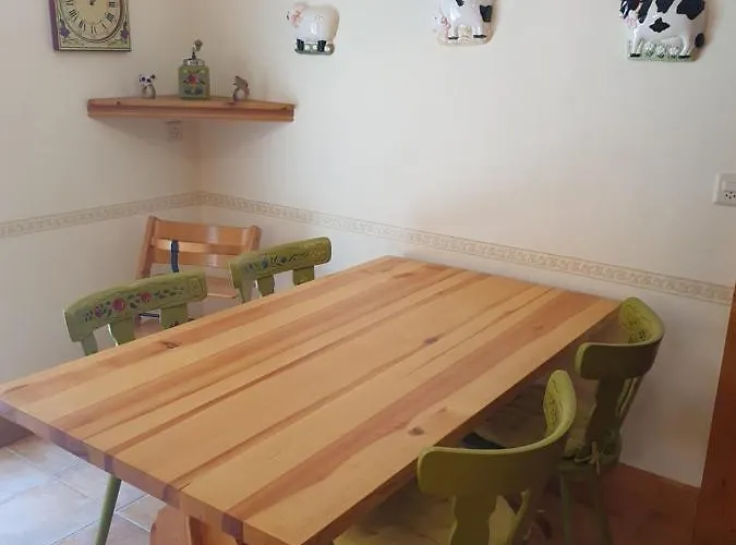 Apartament De Charme, Seven
