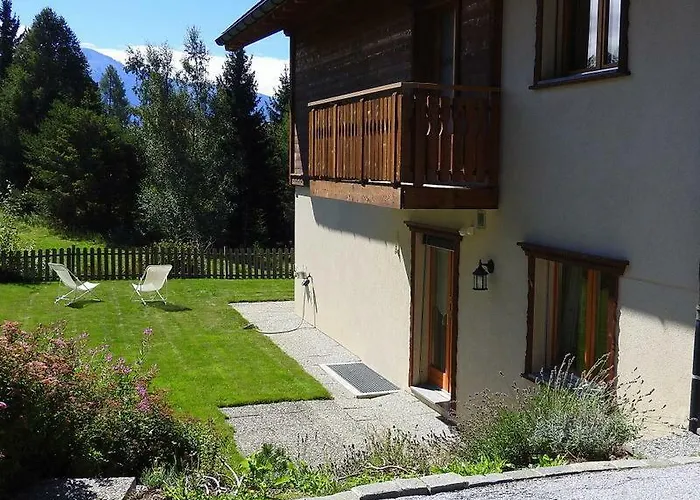 Apartament De Charme, Seven